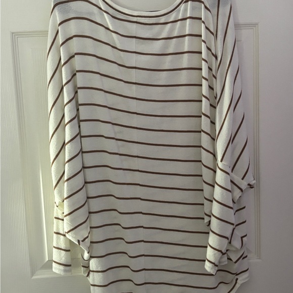 Maurice’s striped long sleeve shirt - Picture 3 of 5